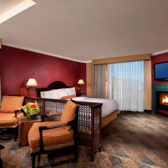 Отель Petit Ermitage 4* Представительский люкс с двуспальной кроватью