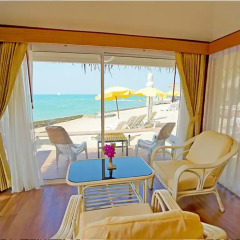 Отель Sunset Village Beach Resort балкон