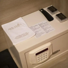 Ayramin Hotel сейф в номере