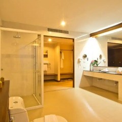 Champasak Grand Hotel 4* Улучшенный номер с различными типами кроватей