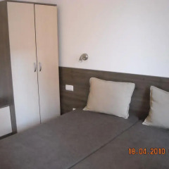 Отель Apartamenti Zhelezovi Болгария, Поморие - отзывы, цены и фото номеров - забронировать отель Apartamenti Zhelezovi онлайн комната для гостей фото 2