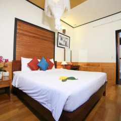 Отель Quang Xuong Homestay 2* Люкс с различными типами кроватей фото 6
