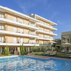 Апартаменты Civitel Attik Rooms & Apartments бассейн