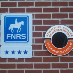 Отель Horsetellerie Rheezerveen 3* Коттедж с различными типами кроватей фото 4