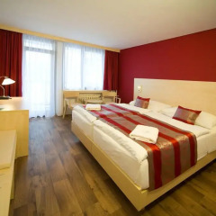 Hotel Krystal 3* Улучшенный номер с двуспальной кроватью фото 4