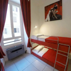 Palladini Hostel Rome Кровать в общем номере с двухъярусной кроватью