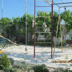 Гостиница Relax Guest House Бердянск спортивное сооружение