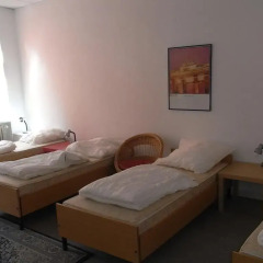Rixpack Hostel Neukölln Кровать в общем номере с двухъярусной кроватью фото 3