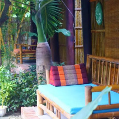 Отель Under the coconut tree Бунгало с различными типами кроватей фото 12