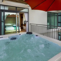 Отель Tropicana Pool Villa 4* Вилла с различными типами кроватей фото 46