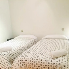 Отель Apartamentos Good Stay Prado Испания, Мадрид - отзывы, цены и фото номеров - забронировать отель Apartamentos Good Stay Prado онлайн комната для гостей фото 4