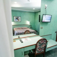 Le Petit Hotel 3* Номер категории Эконом с двуспальной кроватью фото 9
