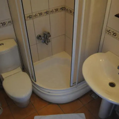 Ezer Hotel ванная