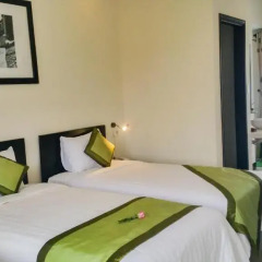 Отель Starfruit Homestay Hoi An 2* Стандартный семейный номер с двуспальной кроватью фото 10