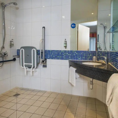Отель Holiday Inn Express Glasgow Theatreland 3* Стандартный номер с разными типами кроватей фото 6