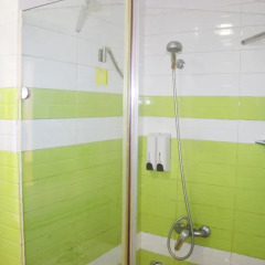 Отель 7Days Inn Sunshine Chongqin Rongchang Commercial Walking Street Centre Китай, Rongchang - отзывы, цены и фото номеров - забронировать отель 7Days Inn Sunshine Chongqin Rongchang Commercial Walking Street Centre онлайн ванная фото 2