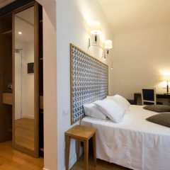 Floris Hotel 3* Номер Комфорт с двуспальной кроватью фото 12
