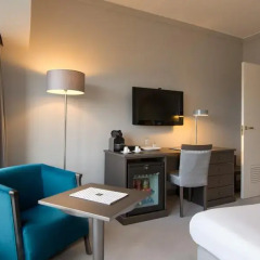 Отель Tivoli Oriente 4* Улучшенный номер с различными типами кроватей фото 11