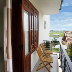Отель Windy River Homestay 2* Улучшенный номер с различными типами кроватей