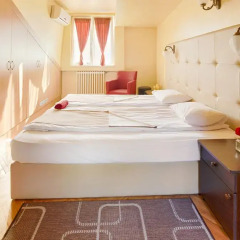 Fontana Hotel 3* Стандартный номер фото 18