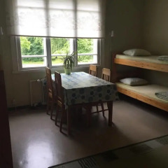 Porvoo Hostel Стандартный семейный номер с двуспальной кроватью (общая ванная комната) фото 3