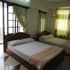 Minh Cat Hotel 2* Стандартный семейный номер с двуспальной кроватью фото 6