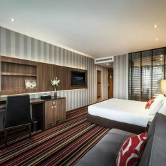 Отель The Continent Bangkok by Compass Hospitality 4* Представительский номер с различными типами кроватей фото 7