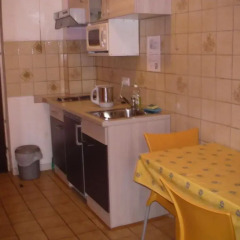 Отель HappyHostel Стандартный номер с двуспальной кроватью фото 3