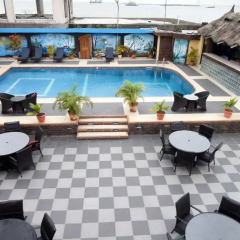 Hotel Aries Suites бассейн