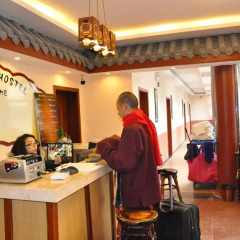 Chengdu Holly Hostel гостиничный бар