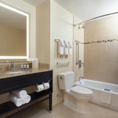 Отель Fairfield Inn & Suites by Marriott New York Midtown Manhattan/Penn Station 3* Номер Делюкс с различными типами кроватей фото 2