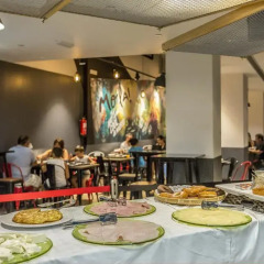 Отель Atocha Suites питание