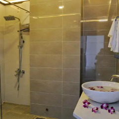 The World Hotel Nha Trang 3* Улучшенный номер с различными типами кроватей фото 11
