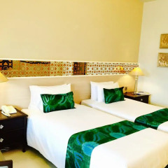 Indra Regent Hotel 4* Улучшенный номер с двуспальной кроватью