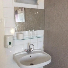 Budget Hotel Barbacan 2* Номер с общей ванной комнатой с различными типами кроватей (общая ванная комната) фото 2