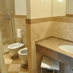 Отель B&B Relais Tiffany 3* Стандартный номер с различными типами кроватей фото 12