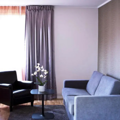 Comfort Hotel Park 3* Стандартный семейный номер с двуспальной кроватью