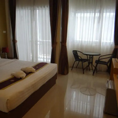 Dream Phuket Hotel 3* Улучшенный номер двуспальная кровать фото 5