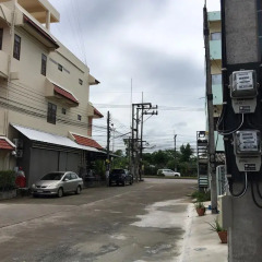 Отель The Little Box House Krabi 3* Коттедж с различными типами кроватей фото 37