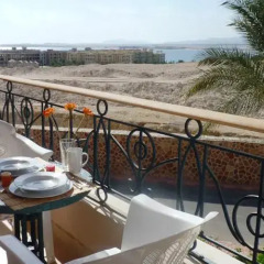 Апартаменты Sunset Pearl Apartments балкон