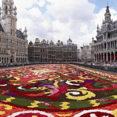 The Moon Hotel Brussels Брюссель развлечения