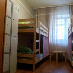 Хостел Ной Кровать в мужском общем номере с двухъярусной кроватью