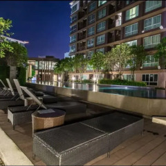 Отель Phuket Penthouse бассейн