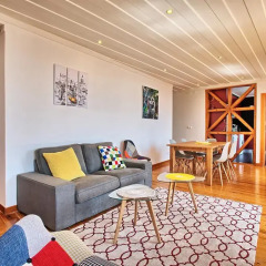 Апартаменты Localtraveling ALFAMA River View - Family Apartments комната для гостей фото 3