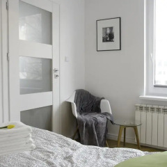 Апартаменты Bizzi Luxheart Of Old Town Apartment Варшава комната для гостей фото 5