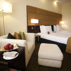 Отель Cinnamon Lakeside Colombo 5* Улучшенный номер с различными типами кроватей фото 2