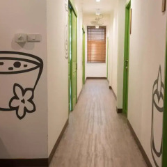Отель Bed & Body Bangkok 2* Стандартный номер с различными типами кроватей фото 9