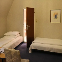 Schweizerhof Hotel 3* Стандартный номер фото 7