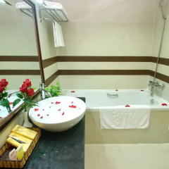 Luxury Nha Trang Hotel 3* Улучшенный номер с разными типами кроватей фото 6