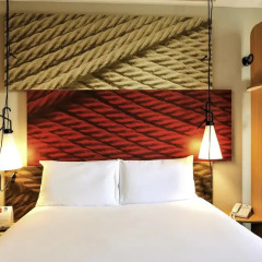 Hotel ibis Schiphol Amsterdam Airport 3* Улучшенный номер с различными типами кроватей фото 12